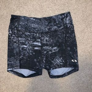 black mid-waisted spandex shorts